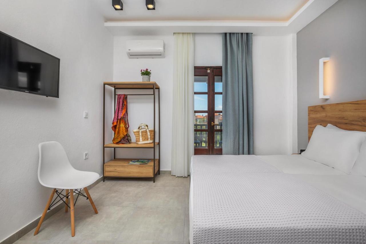 Eleon Suites Afytos Zewnętrze zdjęcie