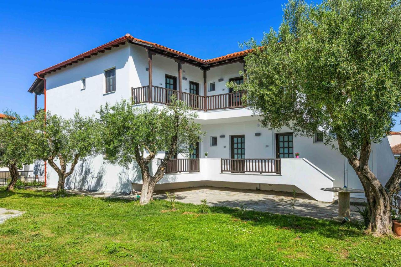 Eleon Suites Afytos Zewnętrze zdjęcie